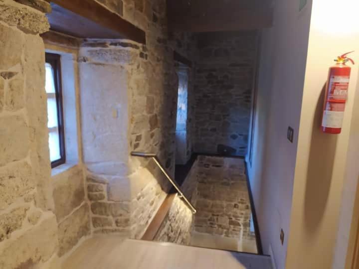 Habitaciones La Cuevona De Guitiriz Lugo מראה חיצוני תמונה