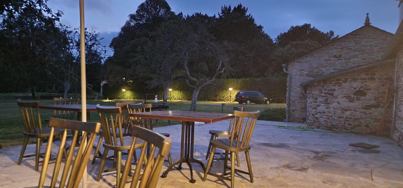 Habitaciones La Cuevona De Guitiriz Lugo מראה חיצוני תמונה